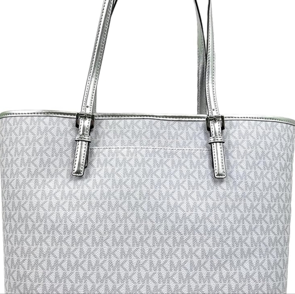 NWT Michael Kors Jet Set Girls Medium Csrry All Tote, Retail $368 - Picture 2 of 11